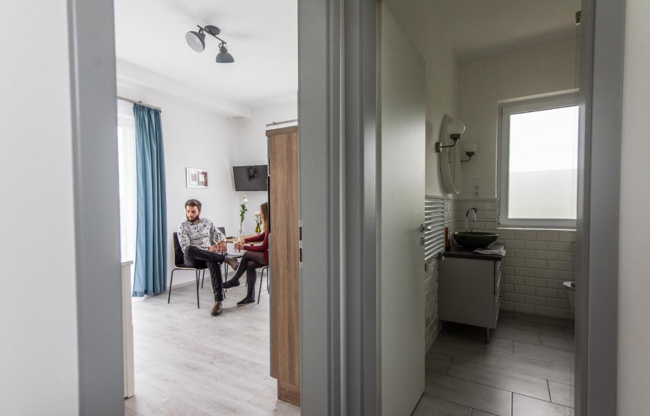 Ferienwohnung Vinorell Apartman Etyek Exterior foto